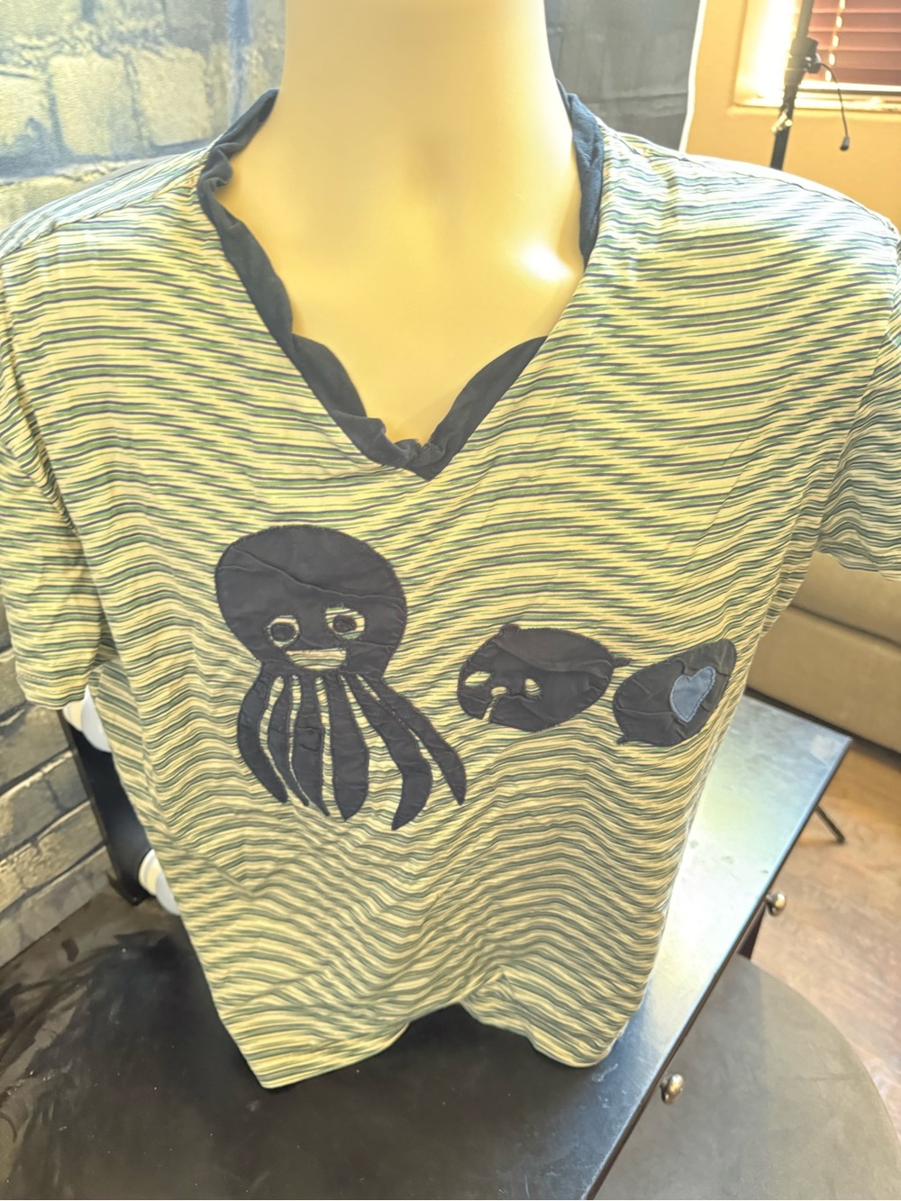 ' Striped Octopus Appliqué Tee - Blue & Green